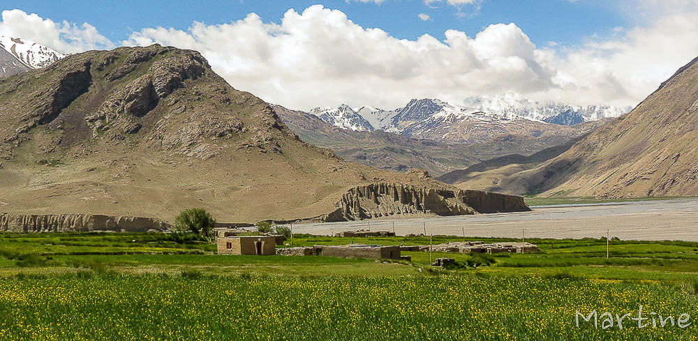 http://www.tekenessi.fr/gal/260/Afghanistan.Trek.Corridor.Wakhan.Martine.12.jpg