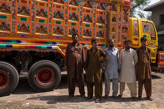 n587/pakistan.camion.peinture.baltoro.ski.tour.1.jpg