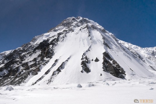 n592/k2.face.est.pakistan.baltoro.ski.telemark.2.jpg