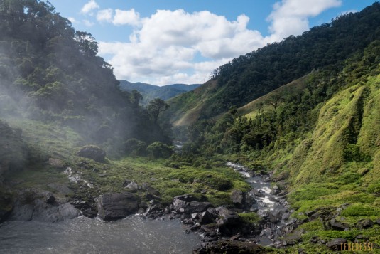 n663/Sakaleona.chutes.falls.Madagascar.trek.7.jpg