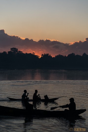 n667/Madagascar.Canal.Pangalane.sud.trek.Sakaleona.10.jpg