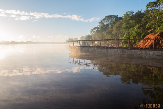 n667/Madagascar.Canal.Pangalane.sud.trek.Sakaleona.12.jpg