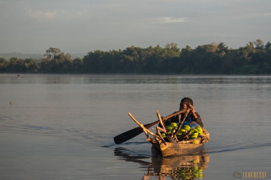 n667/Madagascar.Canal.Pangalane.sud.trek.Sakaleona.13.jpg