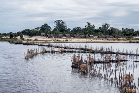 n667/Madagascar.Canal.Pangalane.sud.trek.Sakaleona.5.jpg