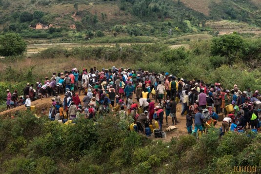 n668/Madagascar.marches.legumes.viandes.rhum.2.jpg