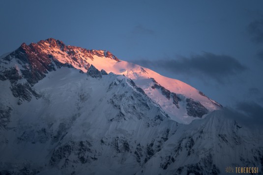 n708/Trek.Nanga.Parbat.Pakistan.Mazeno.pass.Diamir.19.jpg