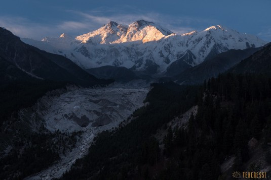 n708/Trek.Nanga.Parbat.Pakistan.Mazeno.pass.Diamir.21.jpg