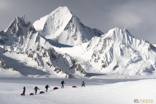 n743/Nepal.Pakistan.Shimshal.Hispar.Biafo.Snow.lake.8.jpg