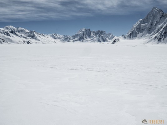 n745/Nepal.Pakistan.Shimshal.Hispar.Biafo.Snow.lake.12.jpg