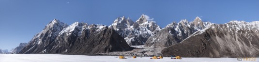 n745/Nepal.Pakistan.Shimshal.Hispar.Biafo.Snow.lake.16.jpg