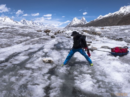 n745/Nepal.Pakistan.Shimshal.Hispar.Biafo.Snow.lake.20.jpg