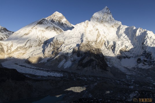 n871/Everest.Khumbu.Lotse.Nputse.Boiveau.Tekenessi.GHT.Nepal.12.jpg