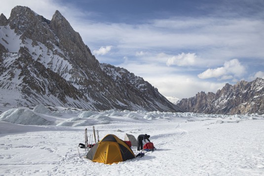 n908/Rabbit.on.the.Roof.Peter.Steltzner.Chamonix.Shimshal.Lukpe.la.Snow.lake.Biafo.Ski.expedition.2.jpg