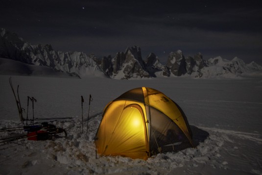 n915/Shimshal.Lukpe.la.Snow.lake.Biafo.Ski.expedition.20.jpg