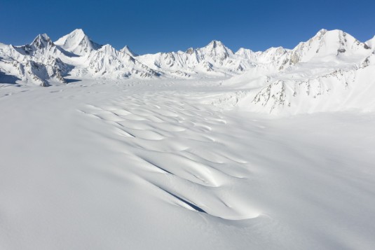 n915/Shimshal.Lukpe.la.Snow.lake.Biafo.Ski.expedition.21.jpg